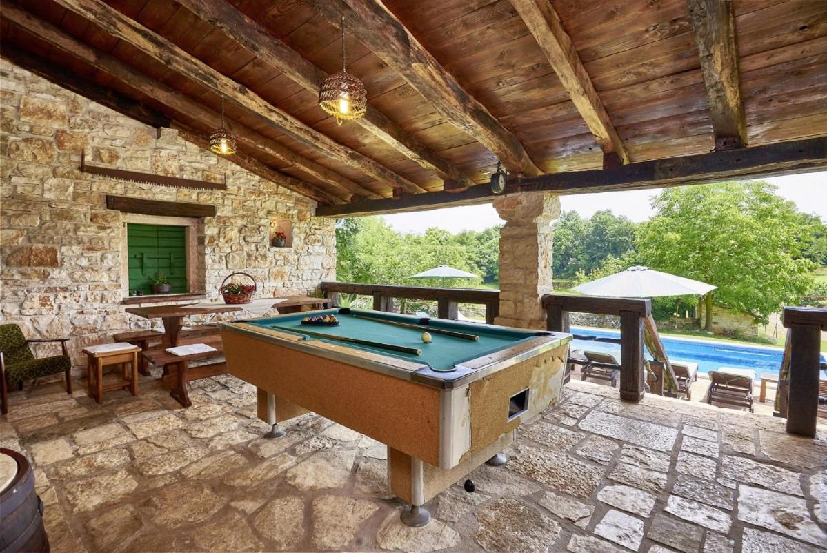 Stara Hiza In Sveti Petar U Sumi Villa Kültér fotó