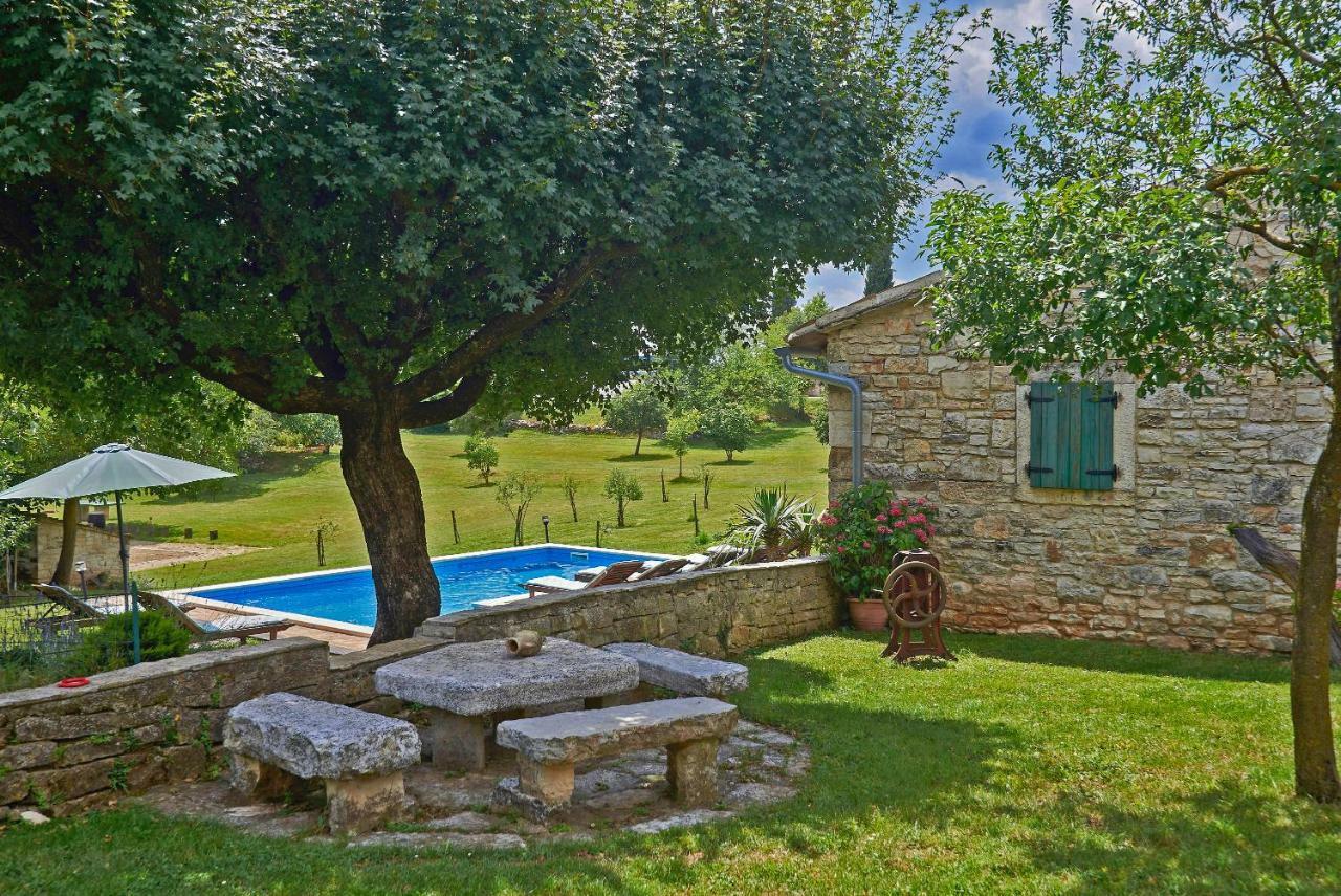 Stara Hiza In Sveti Petar U Sumi Villa Kültér fotó